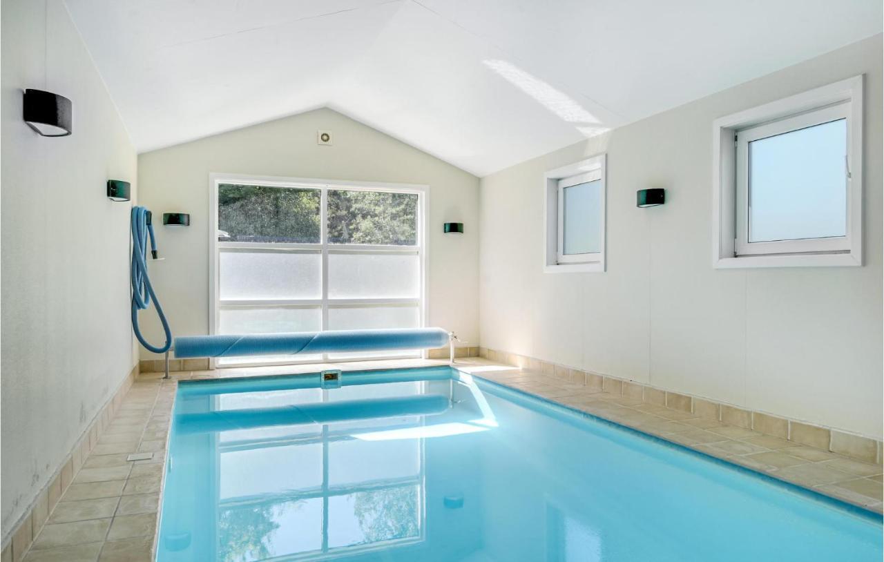 Cozy Home In Gilleleje With Indoor Swimming Pool Bagian luar foto